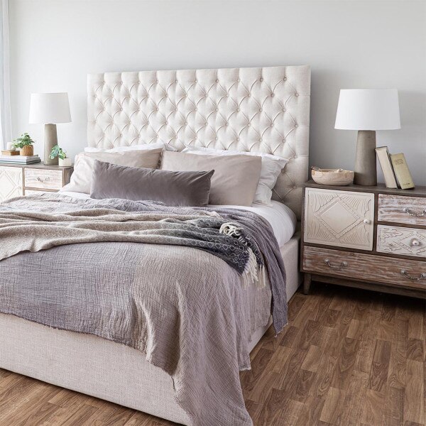 Jolie Bed
