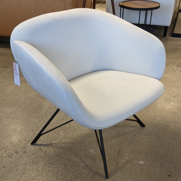 Doppio Occasional Chair