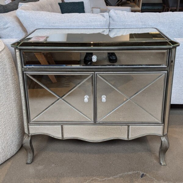 Sol Vintage Cabinet