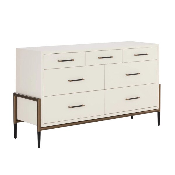 Weldrick Dresser
