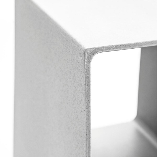 Tomo Table