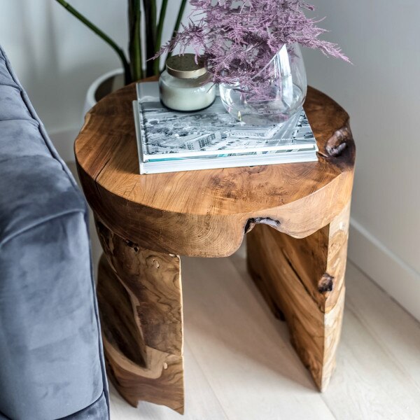 Natura Bundar Side Table