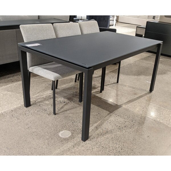 Spazio Dining Table
